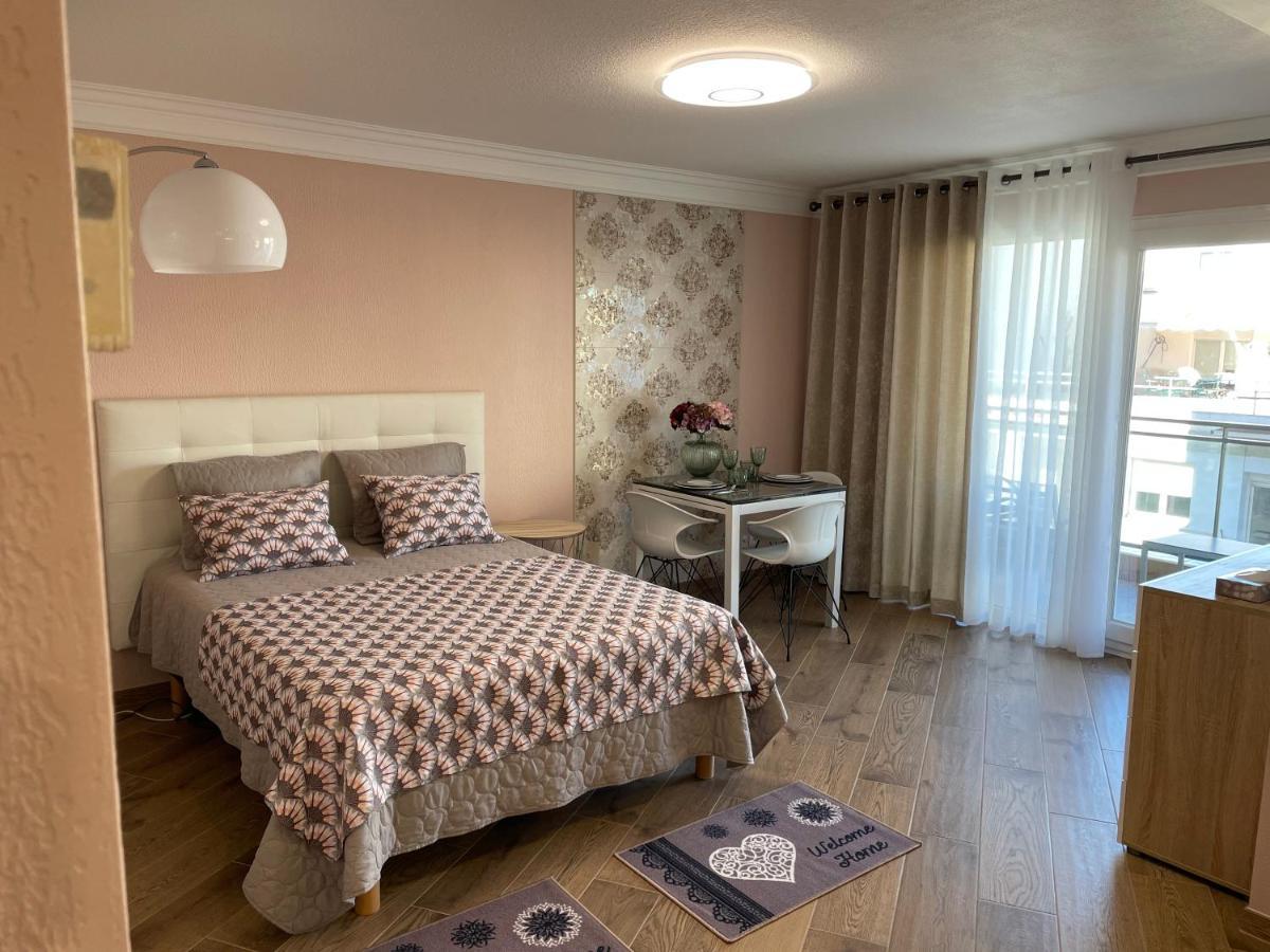Studio With Swimming Pool 80 Meters Near The Beach Ница Екстериор снимка