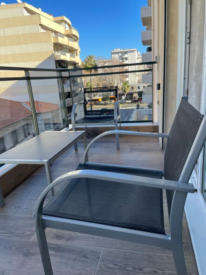 Studio With Swimming Pool 80 Meters Near The Beach Ница Екстериор снимка